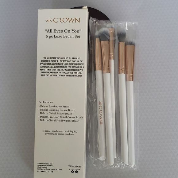 Crown All Eyes On You - 5 Pc Luxe Brush Set - Picture 6 of 7